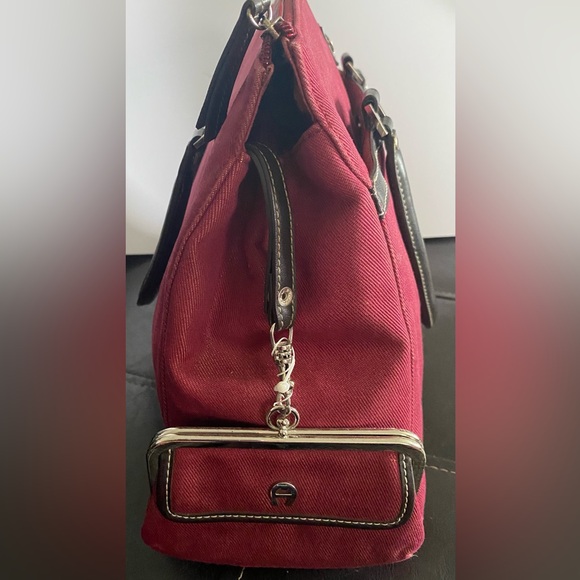 Etienne Aigner Red Tote Bag with Structured Design and Gold Hardware - Picture 8 of 16